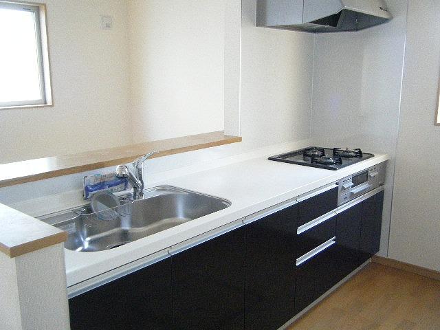 Same specifications photo (kitchen). Example of construction 