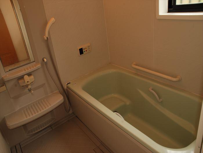 Bathroom. Comfortable relaxing bath