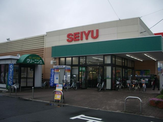Shopping centre. Seiyu until the (shopping center) 280m