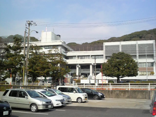 Government office. 1004m Komaki to City Hall (government office)