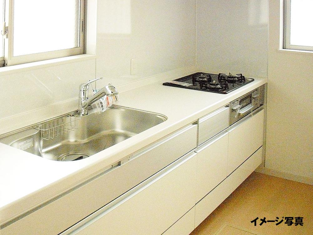 Same specifications photo (kitchen). Same specifications: System Kitchen