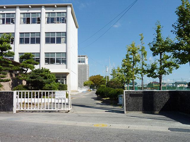 Junior high school. Latency time until junior high school 1440m