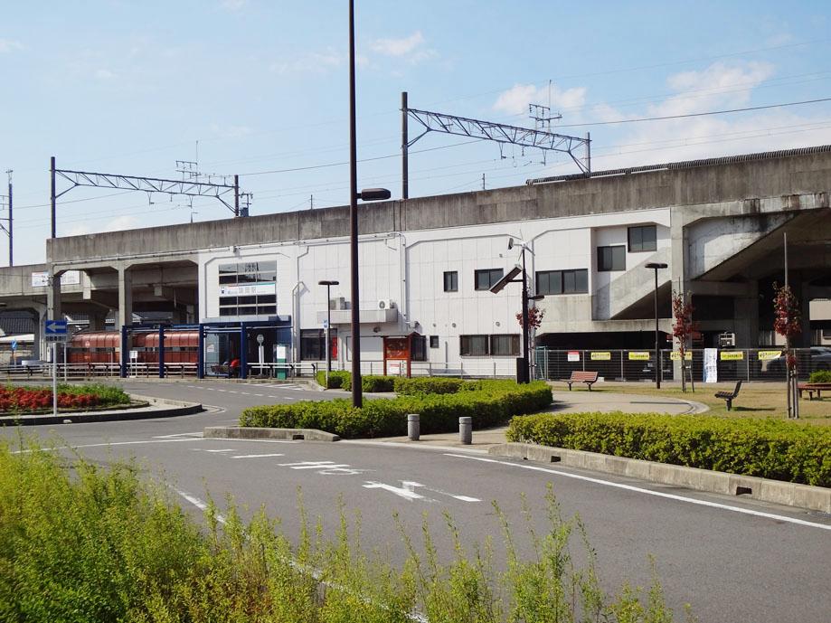 station. Meitetsu Komaki There is a 1200m waiting area until Ajioka Station, Happy to pick-up! 