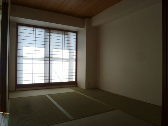 Living and room. The Japanese have shoji, Unwind