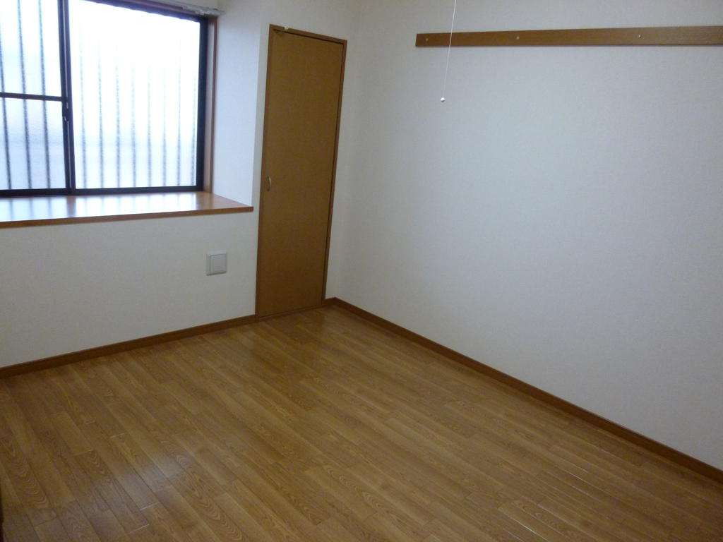 Living and room. You can feel there is a large window also on the north side of the room brightness. 
