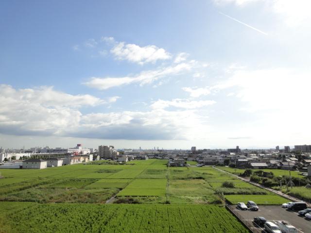 View photos from the dwelling unit. We photographed the view from the south balcony. There is no building in front, Per day ・ Airy is a good room.