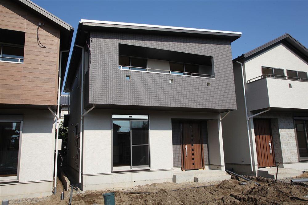 Local appearance photo. Local (11 May 2013) Shooting Building D