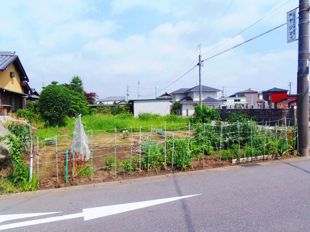 Local land photo. While within the station walk, This air feeling of us to enrich the life of the family