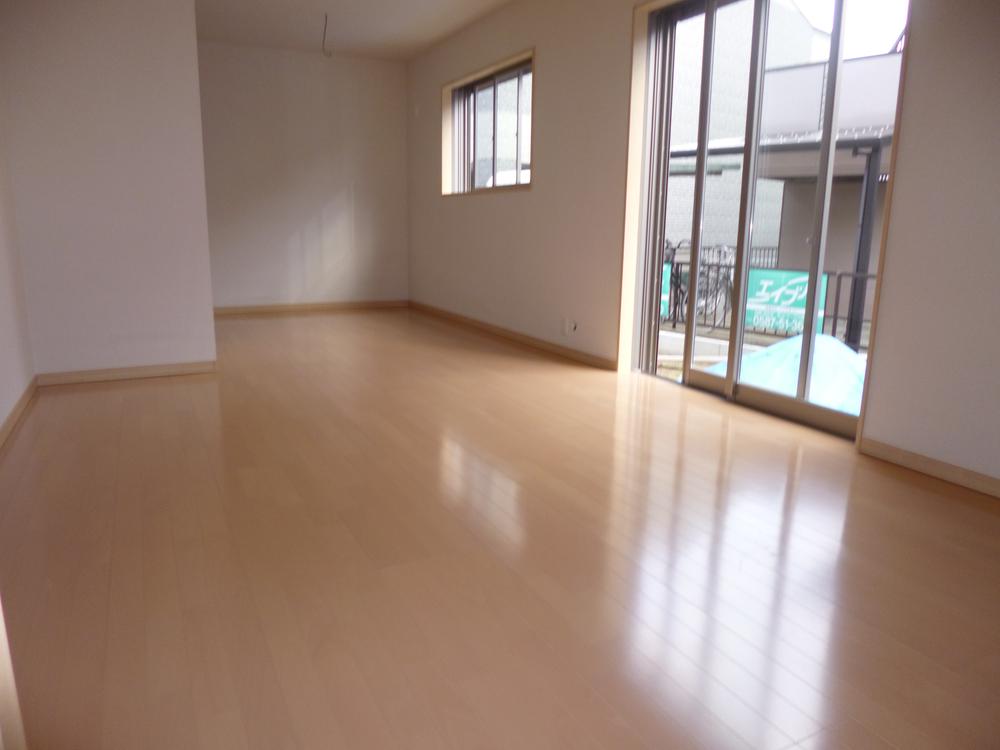 Living. (2013.12.3 shooting)