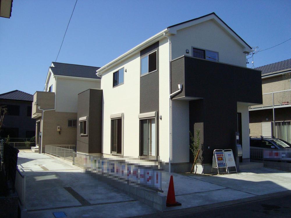 Local appearance photo. All building photo