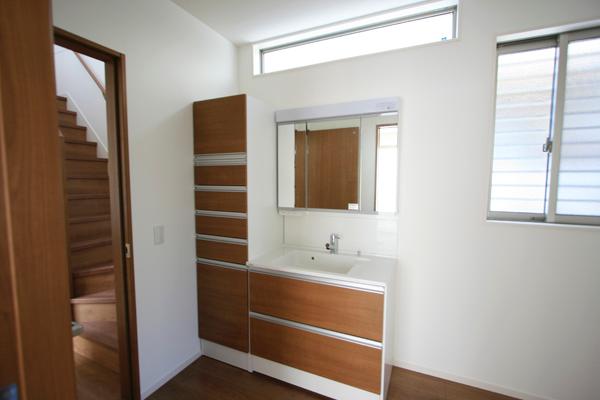 Bathroom. Indoor (July 2013) Shooting