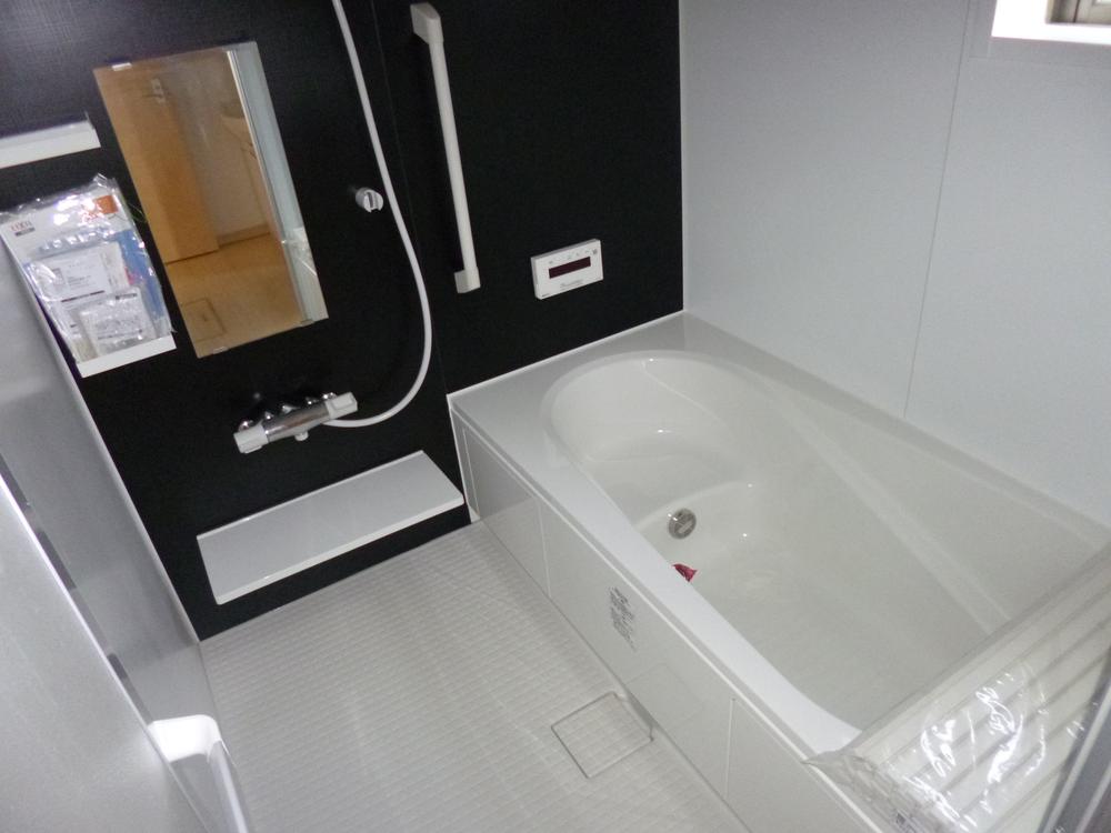 Bathroom. (2013.12.3 shooting) 1 Building