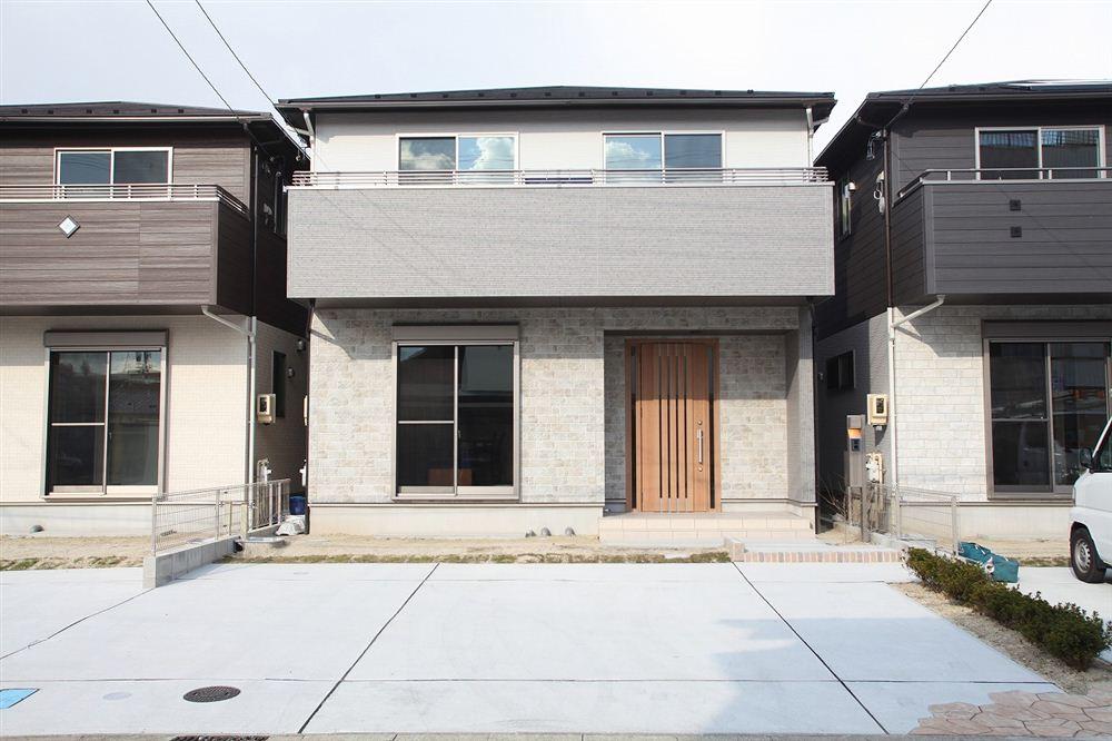 Local appearance photo. Local (11 May 2013) Shooting A-5 buildings