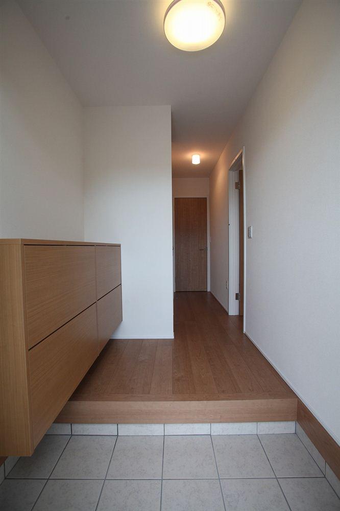 Entrance. Local (11 May 2013) Shooting B-2 buildings