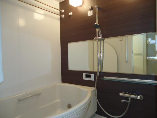 Bathroom. 1418 [140 × 180cm] spread of the bath of size [mist sauna, Samobasu, Please visit with bathroom heating ventilation dryer].
