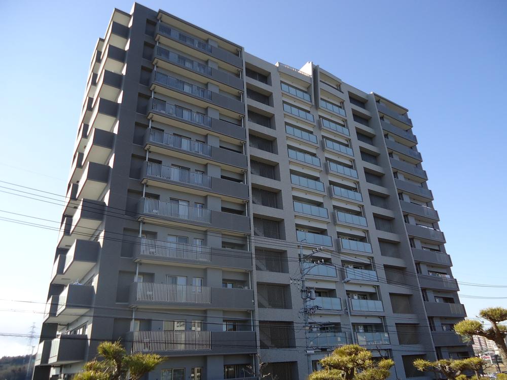 Local appearance photo. Building appearance [east]