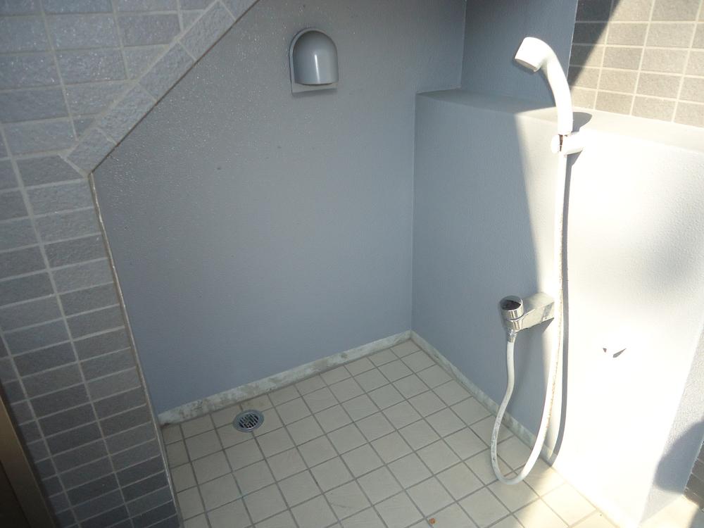 Other common areas. Pet [dog ・ Cat, etc.] can be breeding. There is a "foot for pets washing place", Put you in the room from to clean.