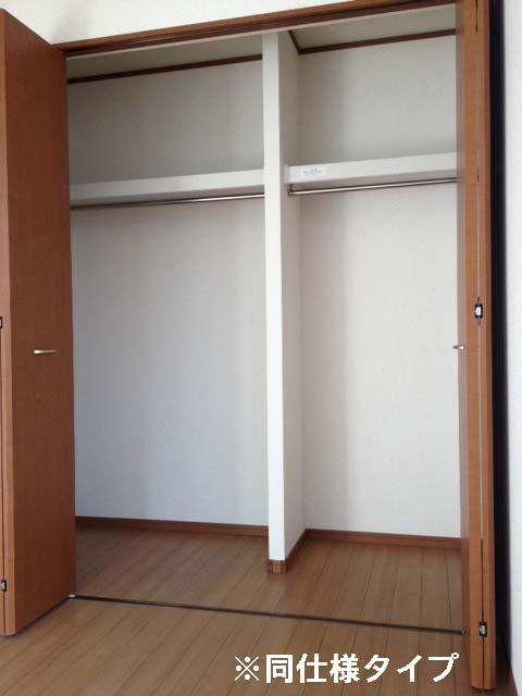 Same specifications photos (Other introspection). Same specifications