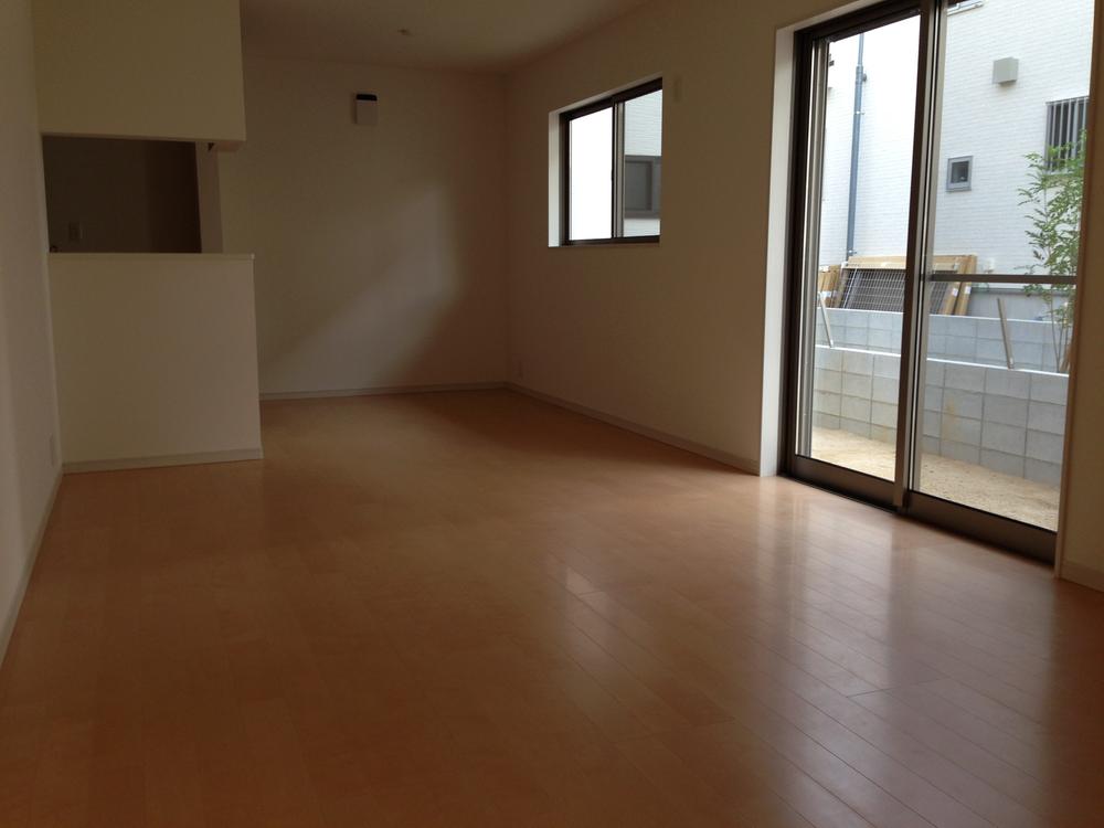 Living. living dining