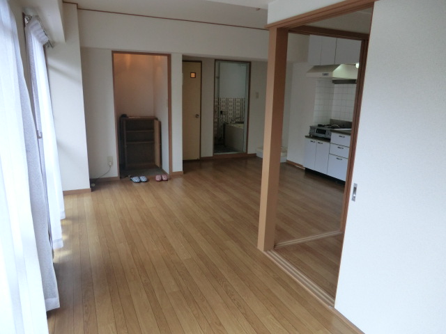 Living and room