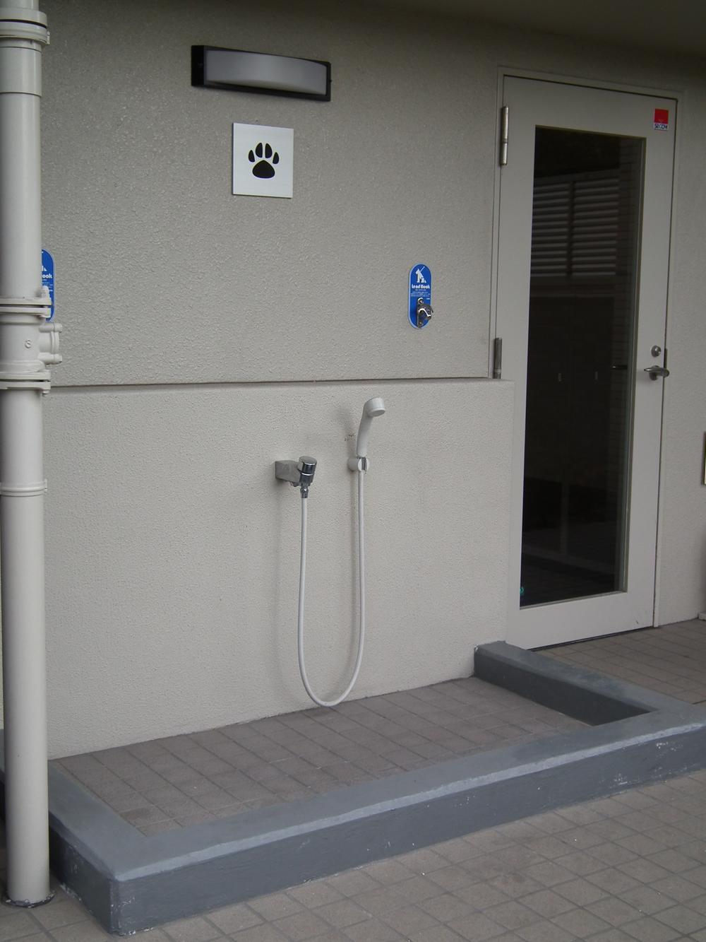 Other common areas. Pets for foot-washing facilities