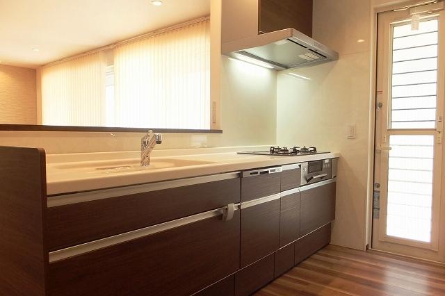 Kitchen. Room (August 2013) Shooting