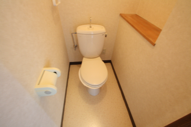 Toilet. toilet ・ Bus separate room
