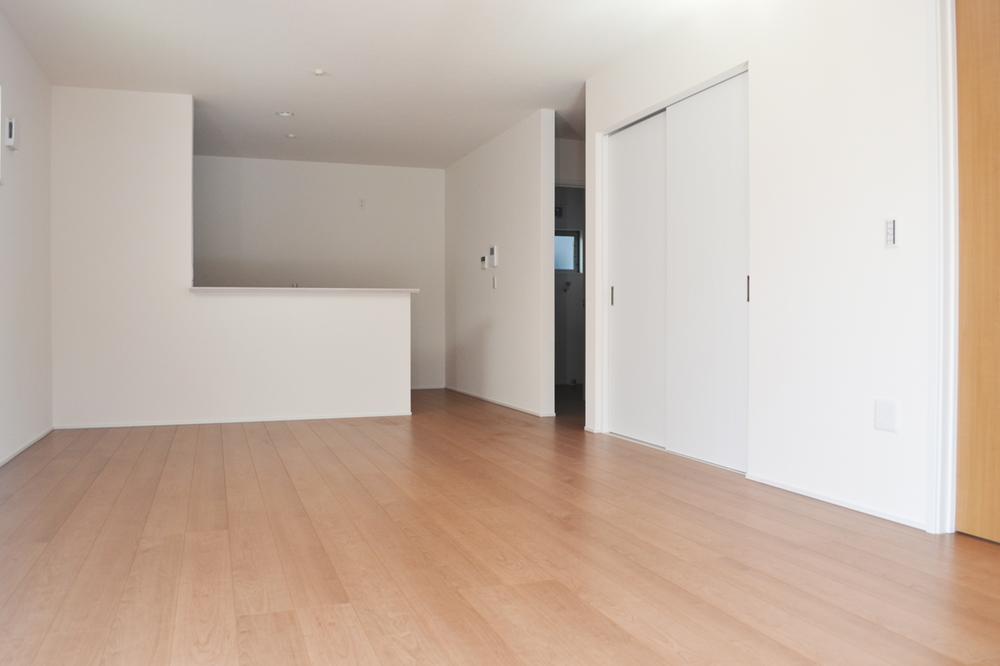 Living. Building C Indoor (11 May 2013) Shooting