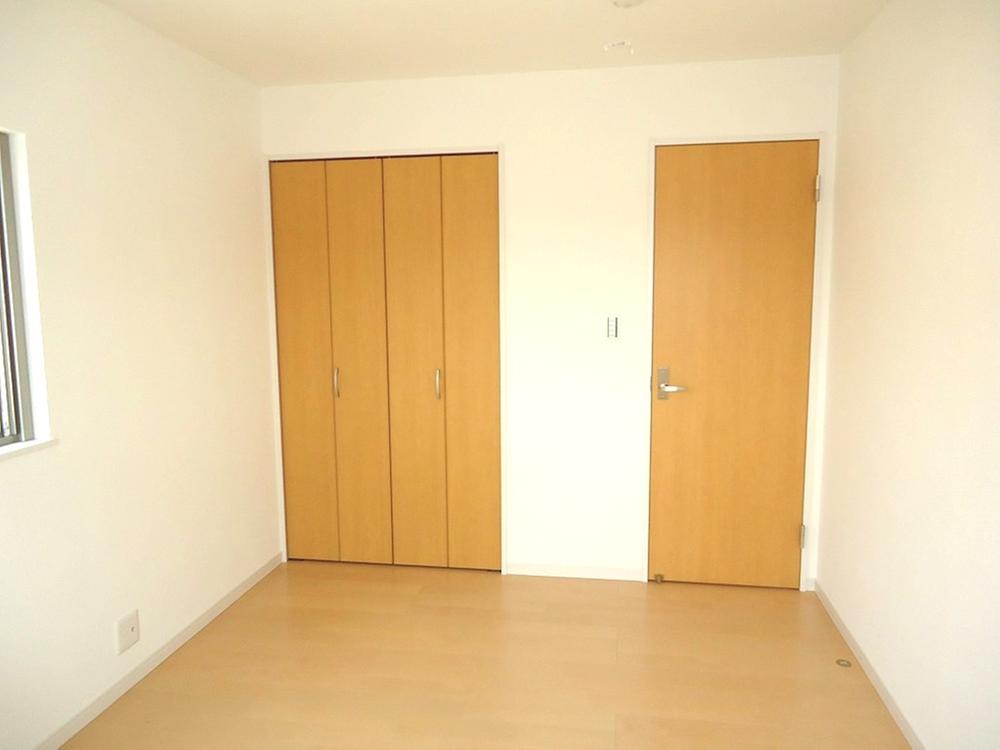 Non-living room. Indoor (September 2013) Shooting