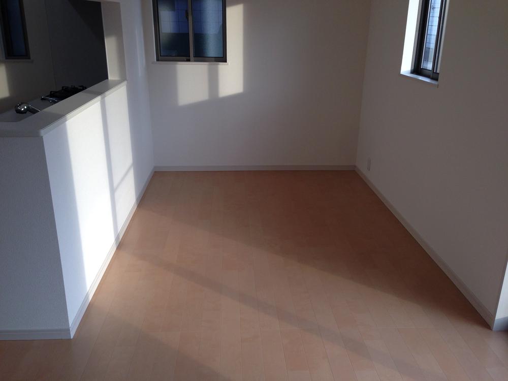 Non-living room. dining