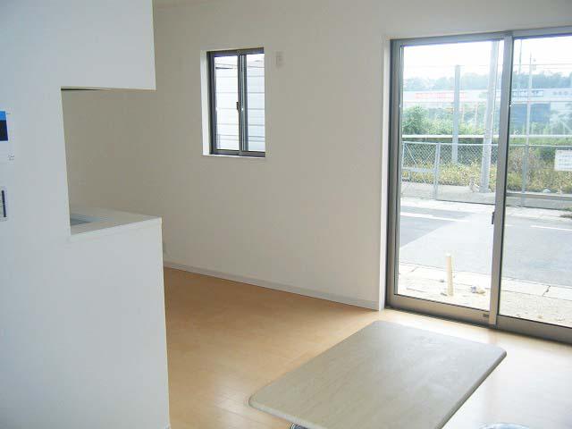 Living. Indoor (September 5, 2013) Shooting Building 3