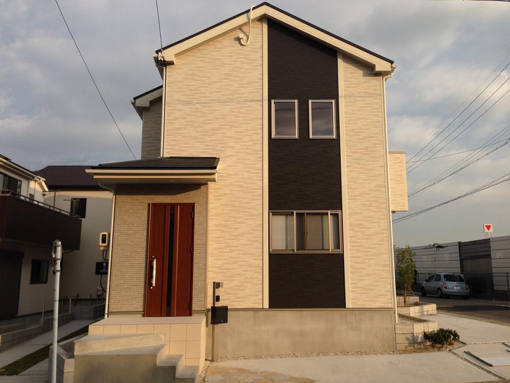 Local appearance photo. Building 3 Local (September 2013) Shooting