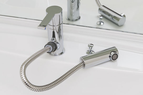Bathing-wash room.  [Hand faucet] Since the pull-out of, Sink of care is smooth (same specifications)