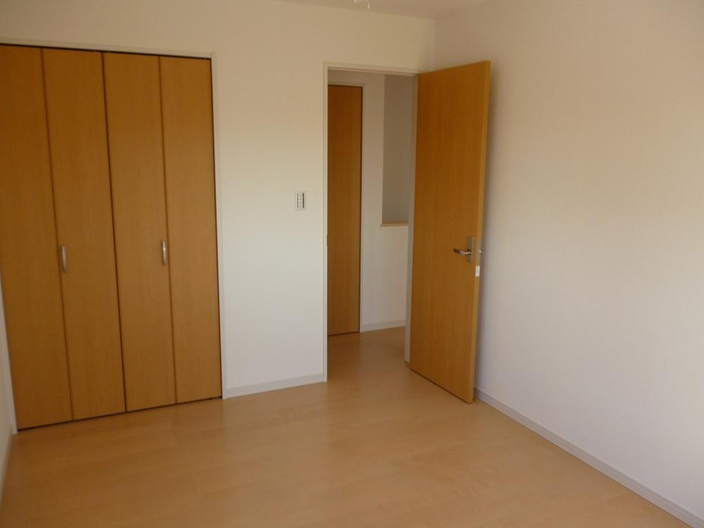 Non-living room. Indoor (September 2013) Shooting