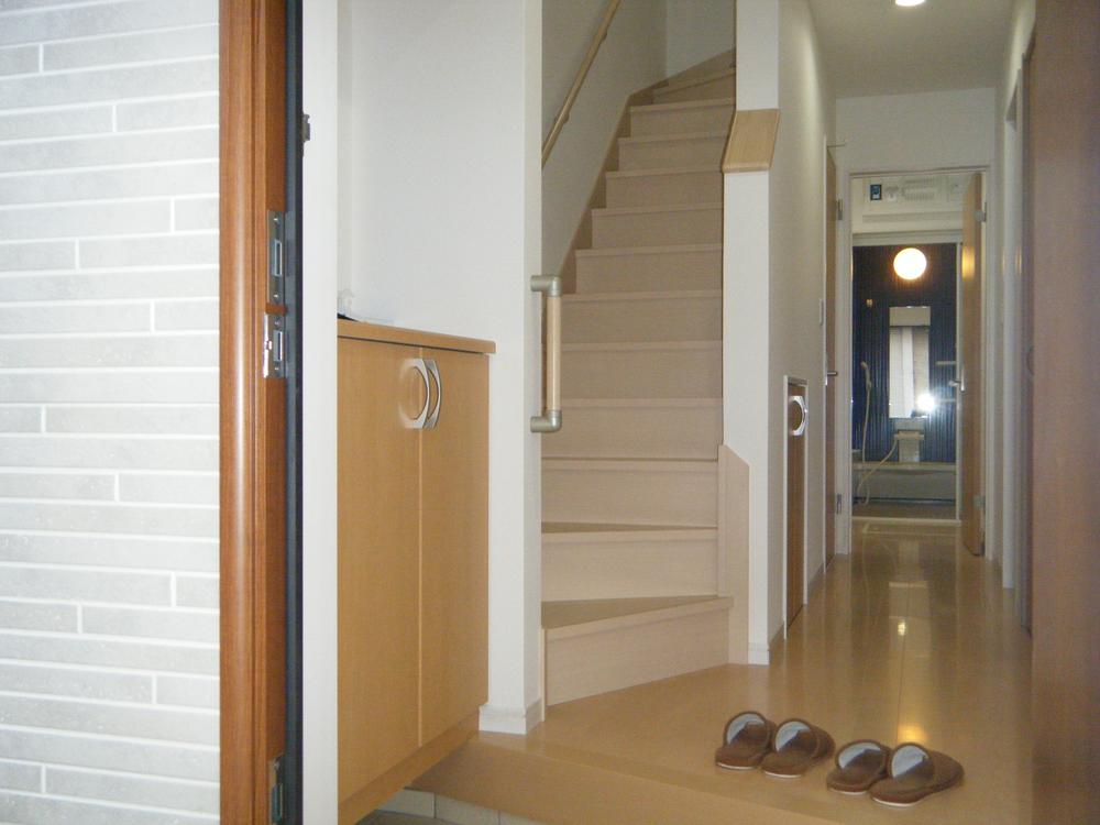 Entrance. 3 Building entrance