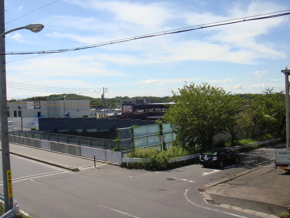 View photos from the dwelling unit. View from local (September 2013) Shooting