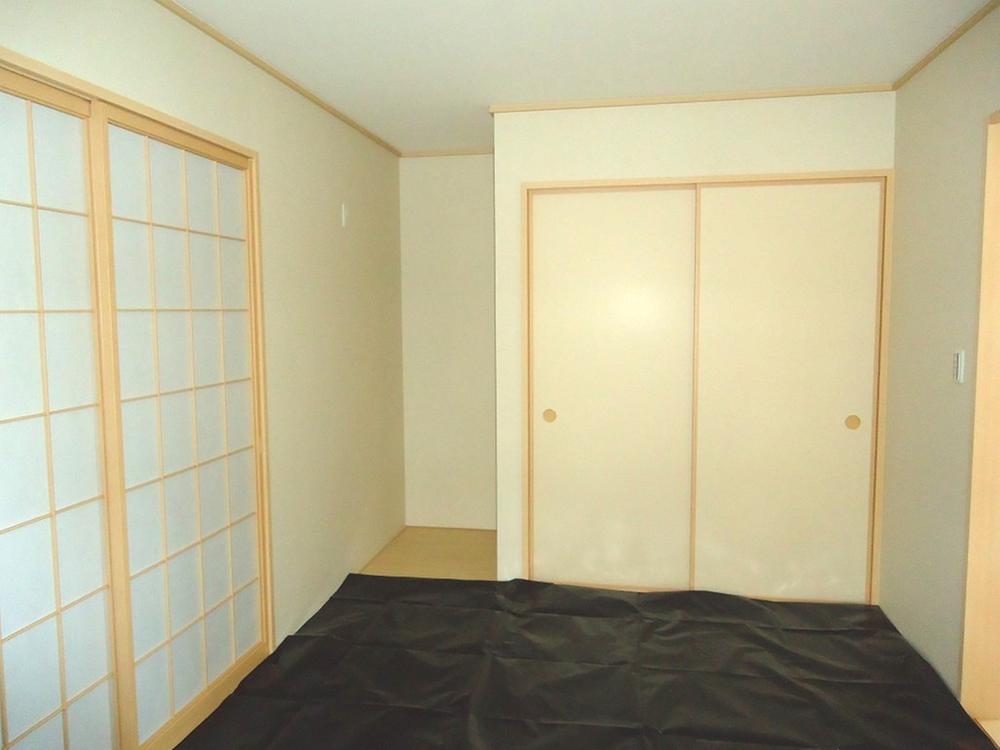 Other introspection. Indoor (September 2013) Shooting