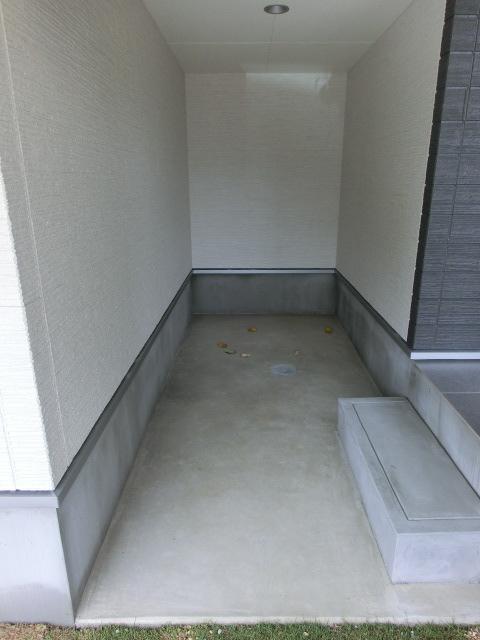 Other. There is such a space in the foyer next to