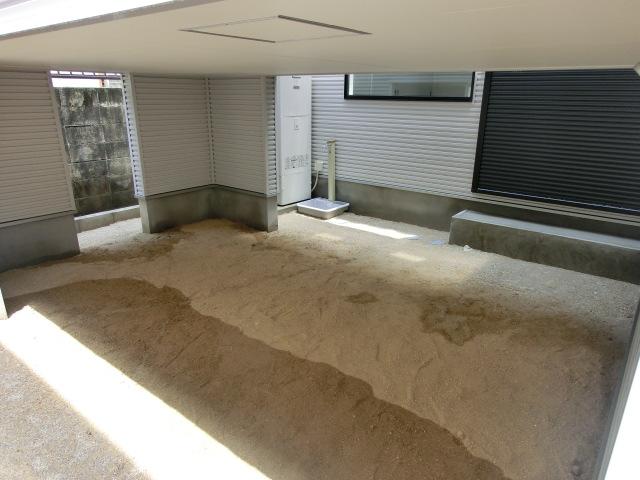 Garden. There is this kind of space is under the LDK