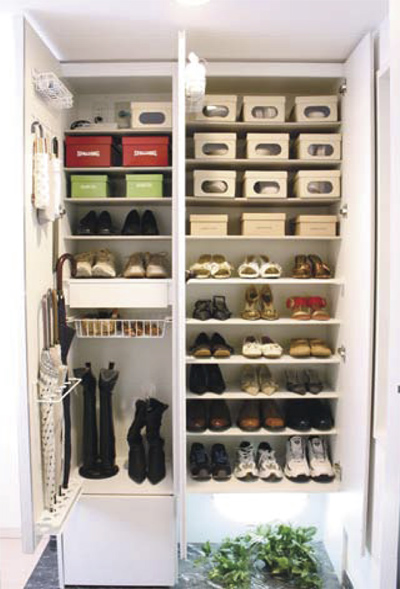 Receipt.  [Refreshing shoe box] In addition to the shoes and boots, Slippers and accessories of any kind functionally storage / Same specifications