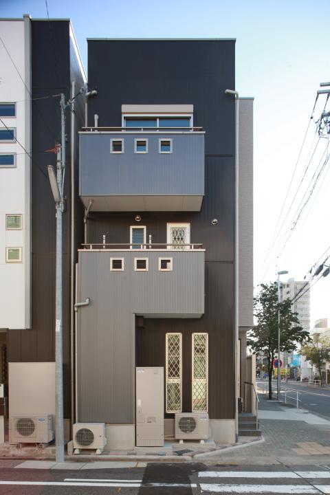 Same specifications photos (appearance). Stylish appearance is characterized by Dh Series: charm of styling strike a sharpness will emphasize a sense of overwhelming presence. 