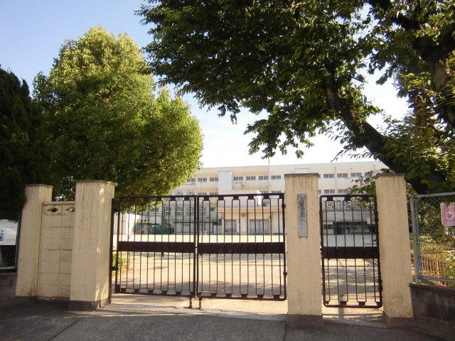 Primary school. 620m to Nagoya Municipal thousand years Elementary School