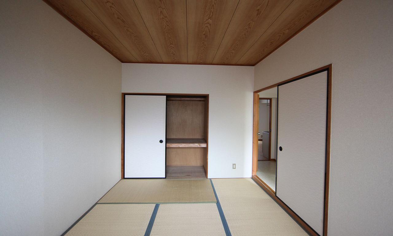Other room space. Japanese-style room 6 quires With closet (storage rich have)