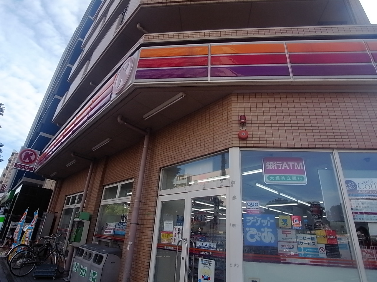 Convenience store. 174m to Circle K Jinshan Minamiten (convenience store)