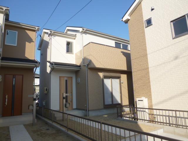 Local appearance photo. 3 Building appearance 2013 November 1, shooting