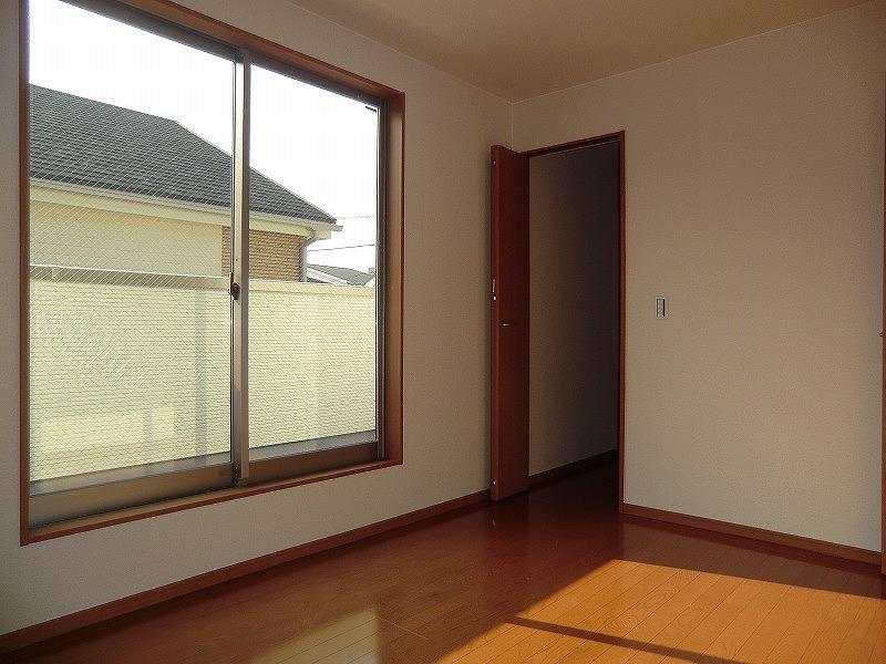 Receipt. Local (12 May 2013) Shooting