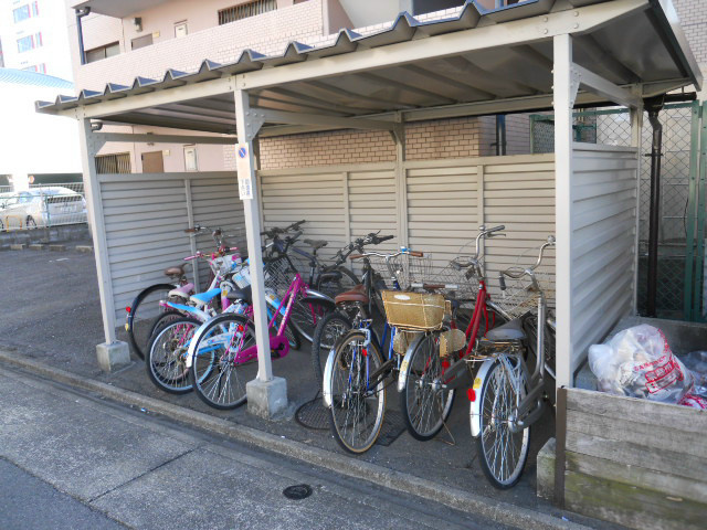 Building appearance. Bicycle-parking space