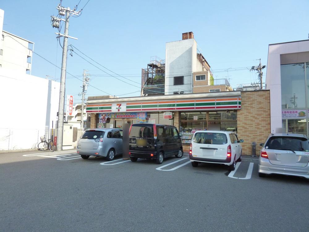 Convenience store. 494m to Seven-Eleven Nagoya fourth wheel 2-chome