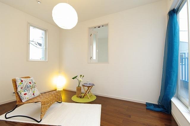 Other. It is the example of construction. It is different from the actual property. 