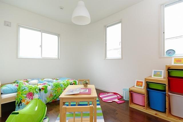 Other. It is the example of construction. It is different from the actual property. 